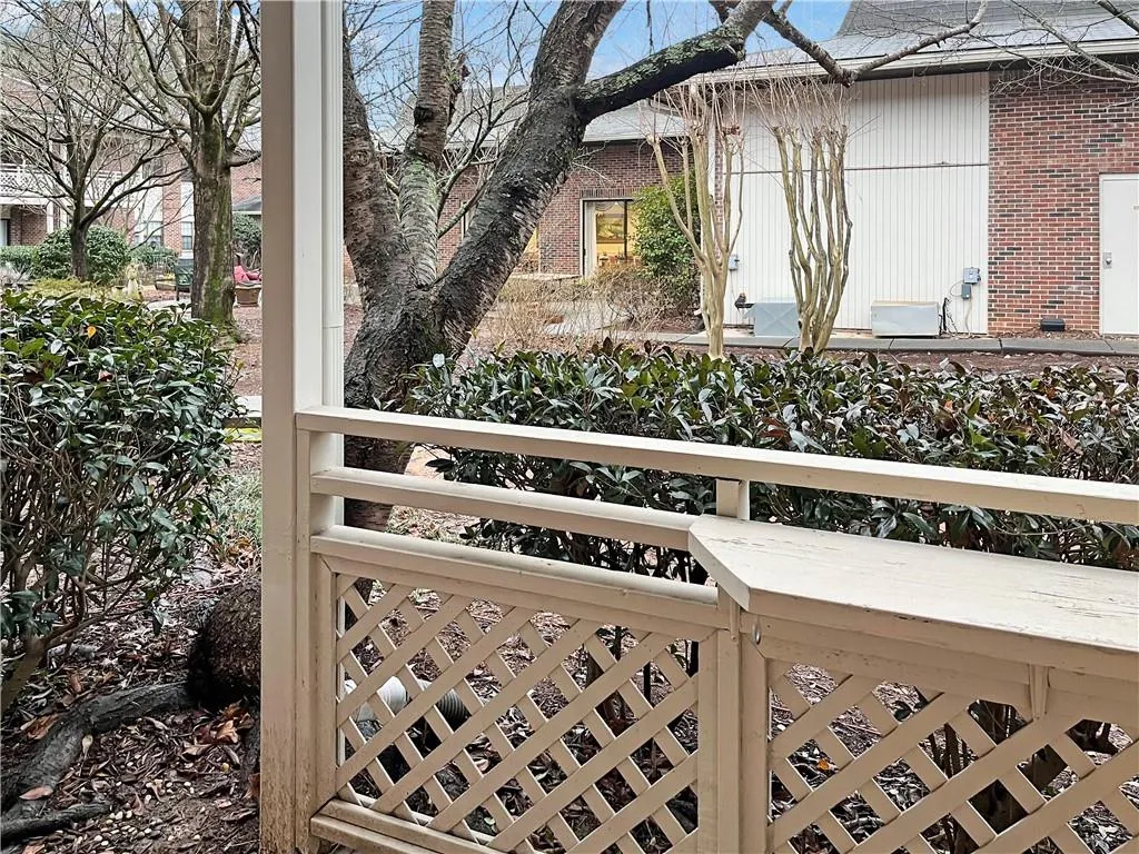 475 Mount Vernon Highway Ne Unit C126, Sandy Springs, Georgia 30328, 1 Bedroom Bedrooms, ,1 BathroomBathrooms,Residential,Sold,475 Mount Vernon Highway Ne Unit C126,7226298