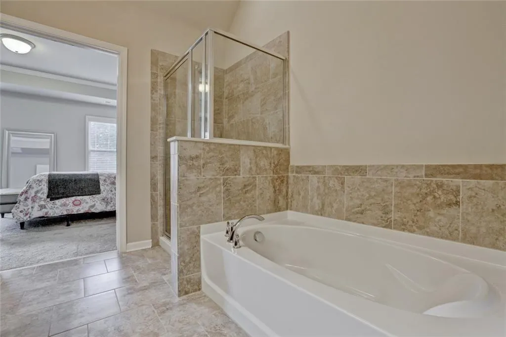 7565 Highland Bluff, Atlanta, Georgia 30328, 3 Bedrooms Bedrooms, ,3 BathroomsBathrooms,Residential,Sold,7565 Highland Bluff,5863979