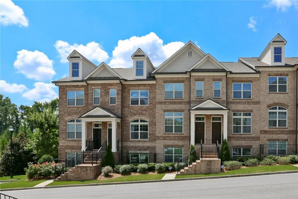 7565 Highland Bluff, Atlanta, Georgia 30328, 3 Bedrooms Bedrooms, ,3 BathroomsBathrooms,Residential,Sold,7565 Highland Bluff,5863979