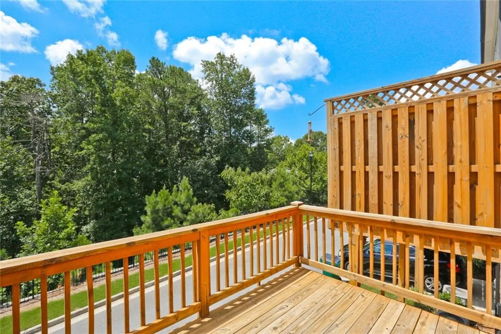 7565 Highland Bluff, Atlanta, Georgia 30328, 3 Bedrooms Bedrooms, ,3 BathroomsBathrooms,Residential,Sold,7565 Highland Bluff,5863979