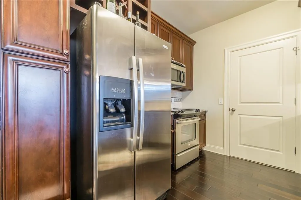 901 Abernathy Road Unit 6040, Atlanta, Georgia 30328, 2 Bedrooms Bedrooms, ,2 BathroomsBathrooms,Residential,Sold,901 Abernathy Road Unit 6040,6590366