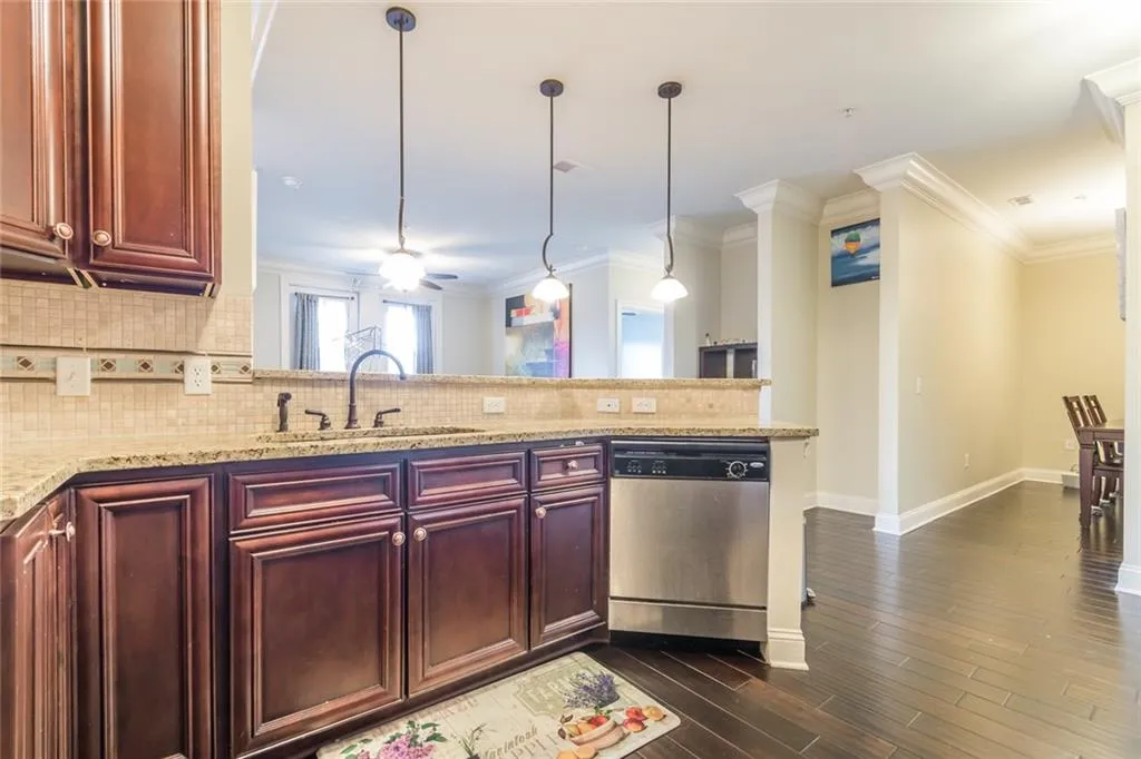 901 Abernathy Road Unit 6040, Atlanta, Georgia 30328, 2 Bedrooms Bedrooms, ,2 BathroomsBathrooms,Residential,Sold,901 Abernathy Road Unit 6040,6590366