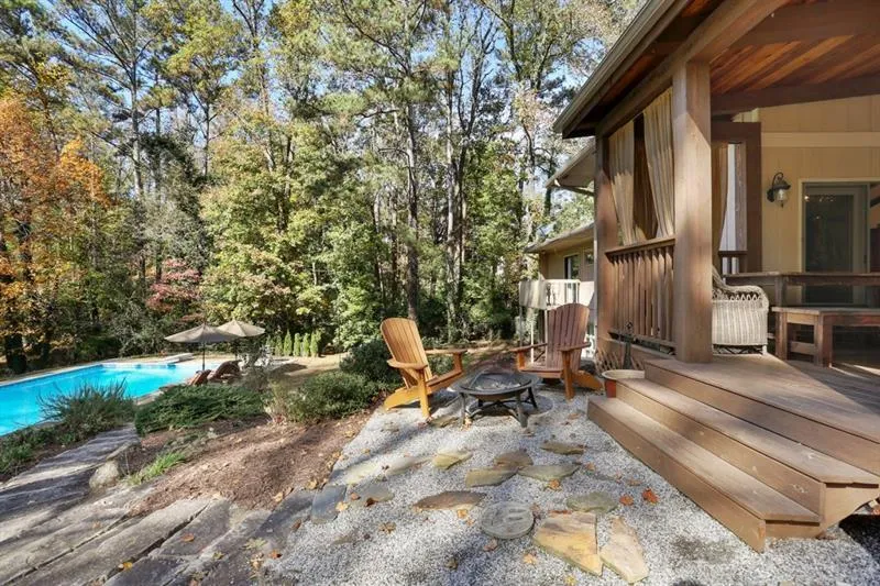 8180 Innsbruck Drive, Atlanta, Georgia 30350, 4 Bedrooms Bedrooms, ,3 BathroomsBathrooms,Residential,Sold,8180 Innsbruck Drive,6835248