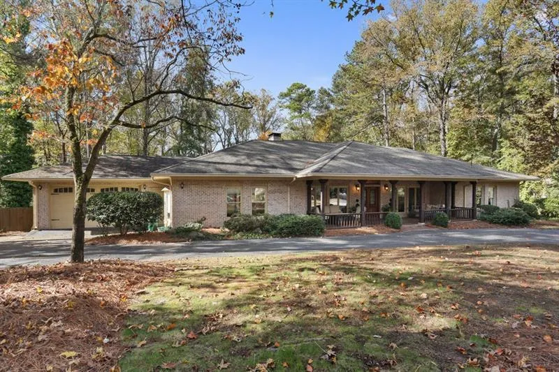 8180 Innsbruck Drive, Atlanta, Georgia 30350, 4 Bedrooms Bedrooms, ,3 BathroomsBathrooms,Residential,Sold,8180 Innsbruck Drive,6835248