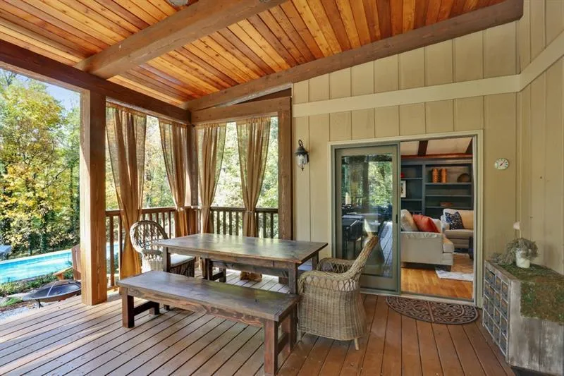 8180 Innsbruck Drive, Atlanta, Georgia 30350, 4 Bedrooms Bedrooms, ,3 BathroomsBathrooms,Residential,Sold,8180 Innsbruck Drive,6835248