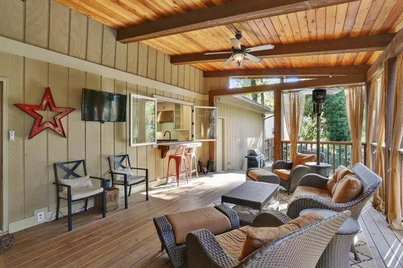 8180 Innsbruck Drive, Atlanta, Georgia 30350, 4 Bedrooms Bedrooms, ,3 BathroomsBathrooms,Residential,Sold,8180 Innsbruck Drive,6835248