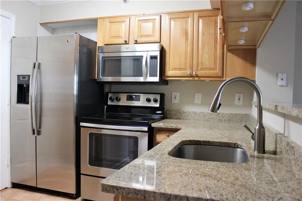795 Hammond Drive Unit 507, Atlanta, Georgia 30328, 2 Bedrooms Bedrooms, ,2 BathroomsBathrooms,Residential,Sold,795 Hammond Drive Unit 507,6545924