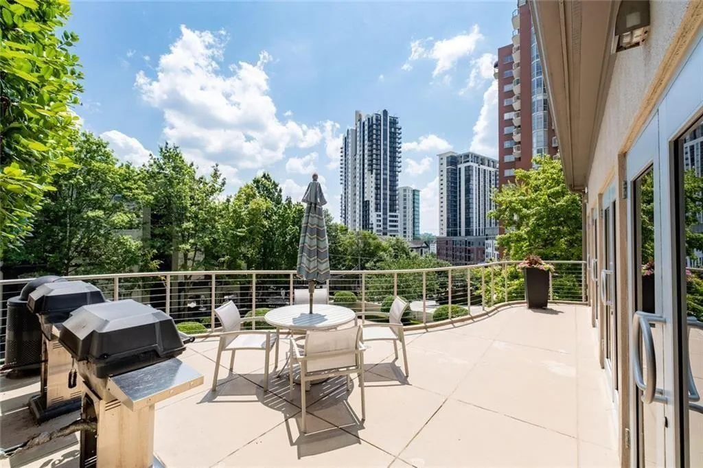 3475 Oak Valley Road Ne Unit 910, Atlanta, Georgia 30326, 2 Bedrooms Bedrooms, 0 ,1 BathroomBathrooms,Residential,For Sale,3475 Oak Valley Road Ne Unit 910,7797034