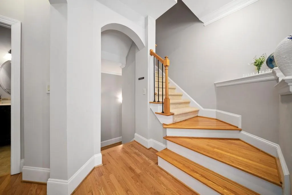 331 Ne Carpenter Drive Unit 4, Atlanta, Georgia 30328, 2 Bedrooms Bedrooms, ,2 BathroomsBathrooms,Residential,Sold,331 Ne Carpenter Drive Unit 4,6886478