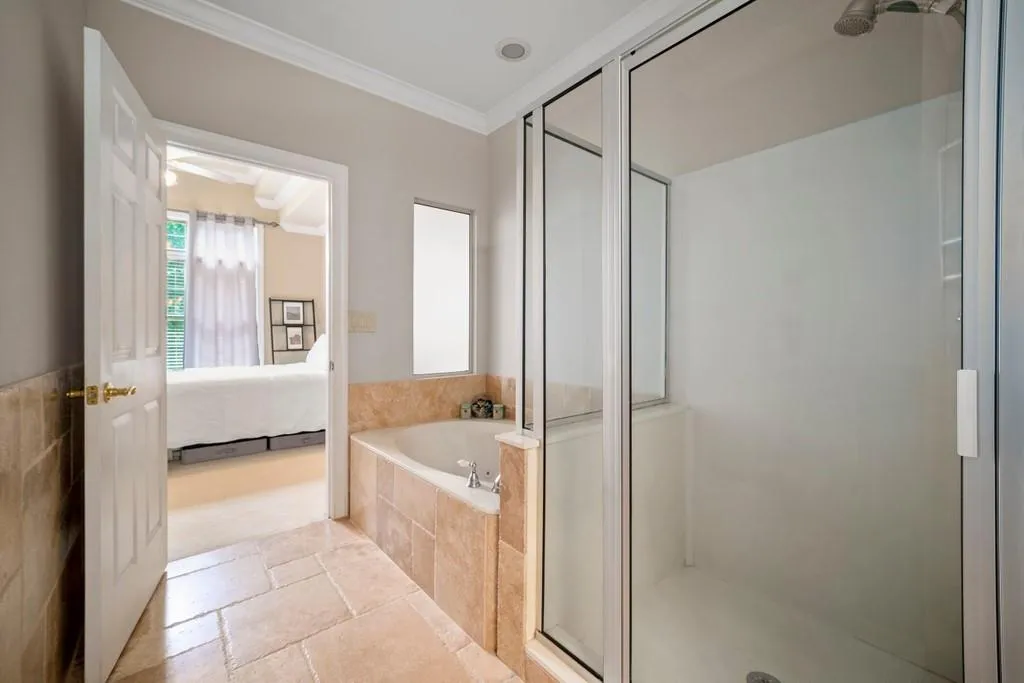 331 Ne Carpenter Drive Unit 4, Atlanta, Georgia 30328, 2 Bedrooms Bedrooms, ,2 BathroomsBathrooms,Residential,Sold,331 Ne Carpenter Drive Unit 4,6886478