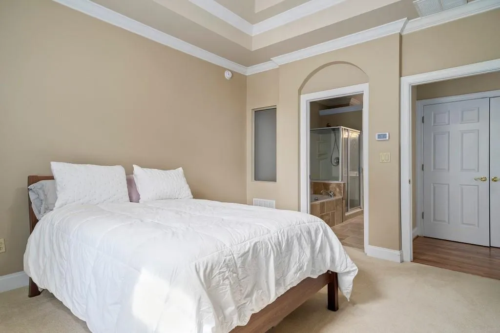 331 Ne Carpenter Drive Unit 4, Atlanta, Georgia 30328, 2 Bedrooms Bedrooms, ,2 BathroomsBathrooms,Residential,Sold,331 Ne Carpenter Drive Unit 4,6886478