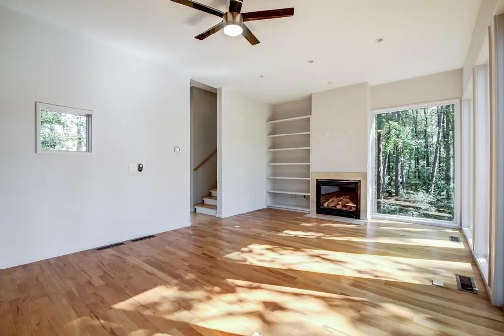 5724 Kayron Drive, Atlanta, Georgia 30328, 3 Bedrooms Bedrooms, ,2 BathroomsBathrooms,Residential,Sold,5724 Kayron Drive,5769829
