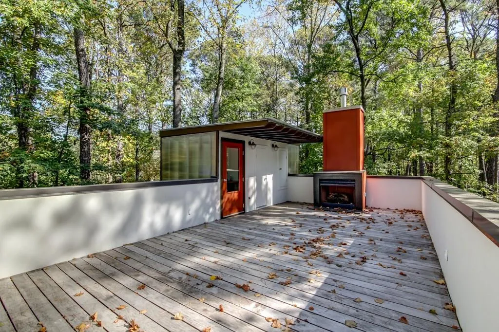 5724 Kayron Drive, Atlanta, Georgia 30328, 3 Bedrooms Bedrooms, ,2 BathroomsBathrooms,Residential,Sold,5724 Kayron Drive,5769829