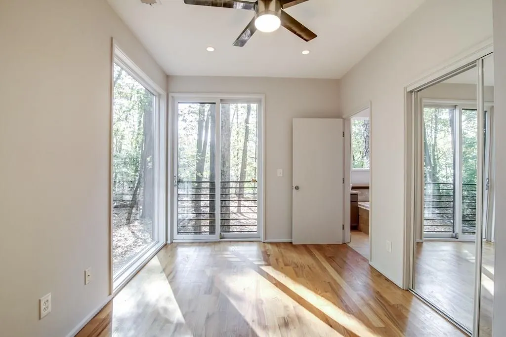 5724 Kayron Drive, Atlanta, Georgia 30328, 3 Bedrooms Bedrooms, ,2 BathroomsBathrooms,Residential,Sold,5724 Kayron Drive,5769829