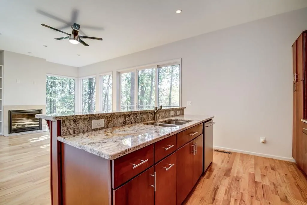 5724 Kayron Drive, Atlanta, Georgia 30328, 3 Bedrooms Bedrooms, ,2 BathroomsBathrooms,Residential,Sold,5724 Kayron Drive,5769829