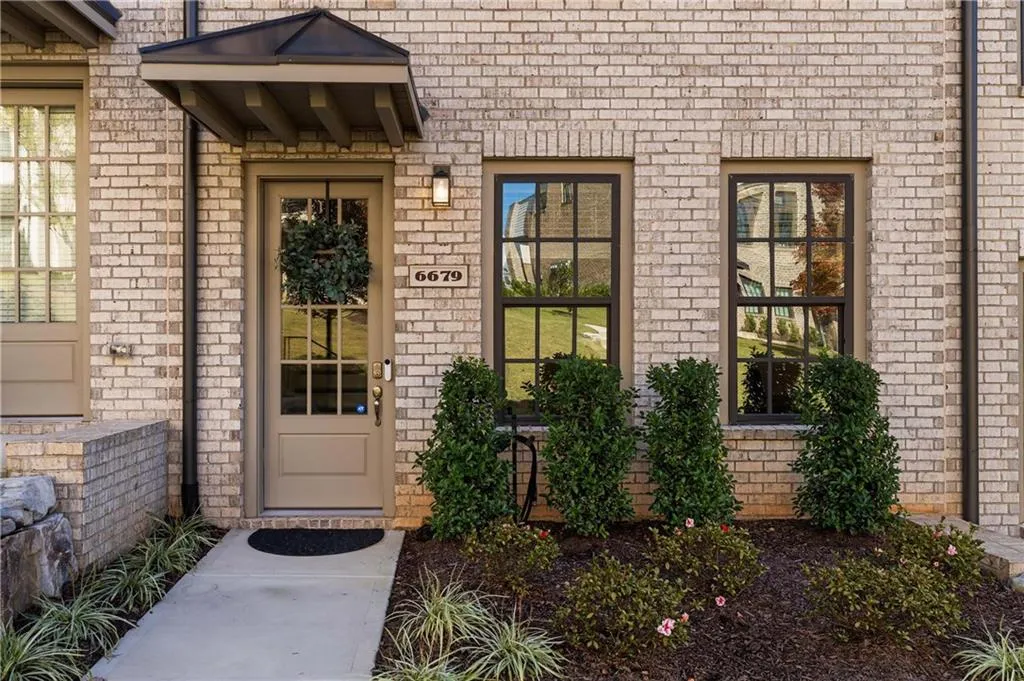 6679 Prelude Drive, Atlanta, Georgia 30328, 3 Bedrooms Bedrooms, ,4 BathroomsBathrooms,Residential,For Sale,6679 Prelude Drive,7666546