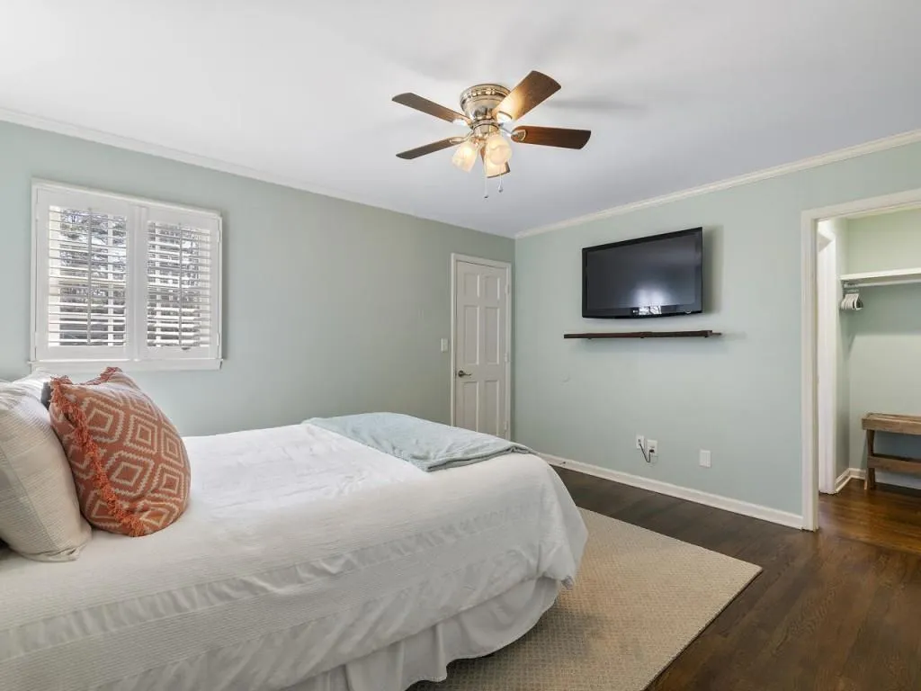 205 Berwick Drive, Atlanta, Georgia 30328, 4 Bedrooms Bedrooms, ,3 BathroomsBathrooms,Residential,Sold,205 Berwick Drive,7360053
