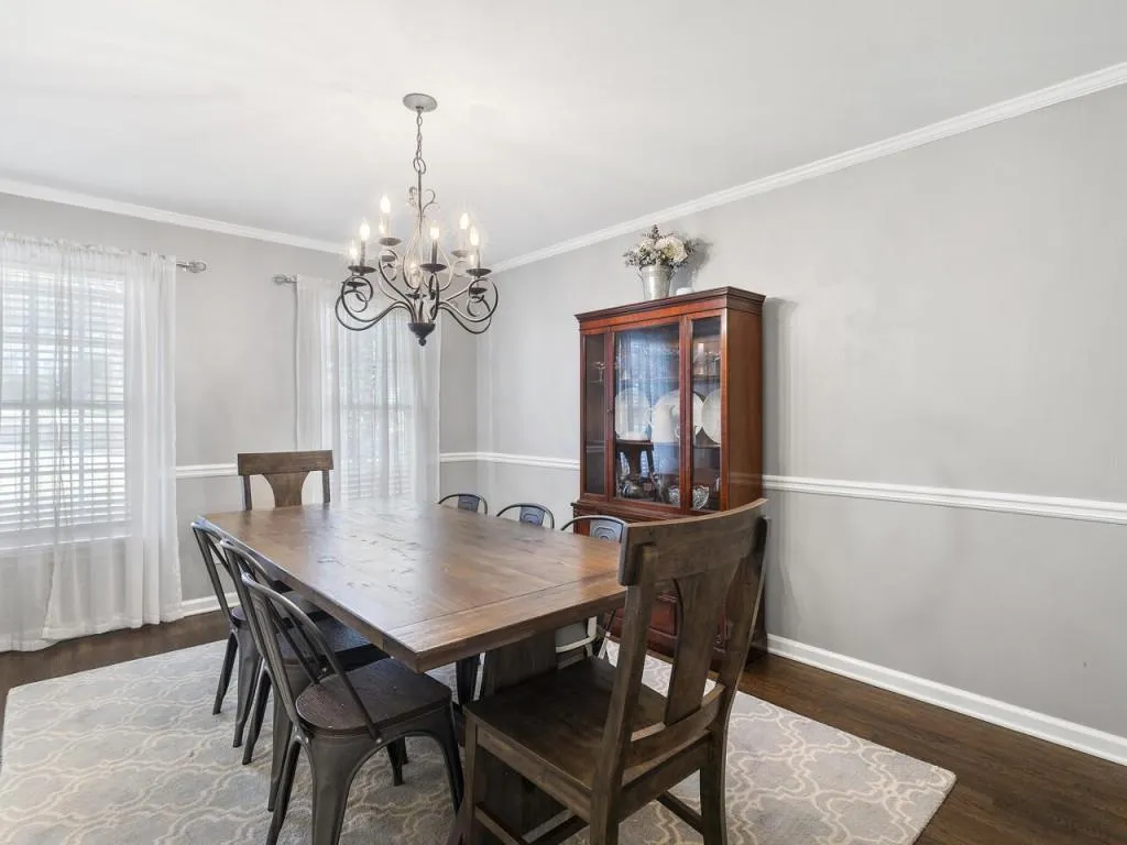 205 Berwick Drive, Atlanta, Georgia 30328, 4 Bedrooms Bedrooms, ,3 BathroomsBathrooms,Residential,Sold,205 Berwick Drive,7360053