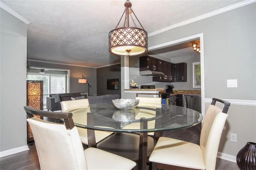 1307 Natchez Trace Unit 0, Sandy Springs, Georgia 30350, 2 Bedrooms Bedrooms, ,1 BathroomBathrooms,Residential,Sold,1307 Natchez Trace Unit 0,5958787