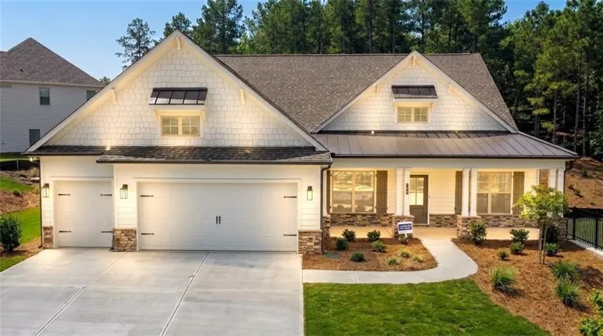 608 Brooke View Lane, Canton, Georgia 30115