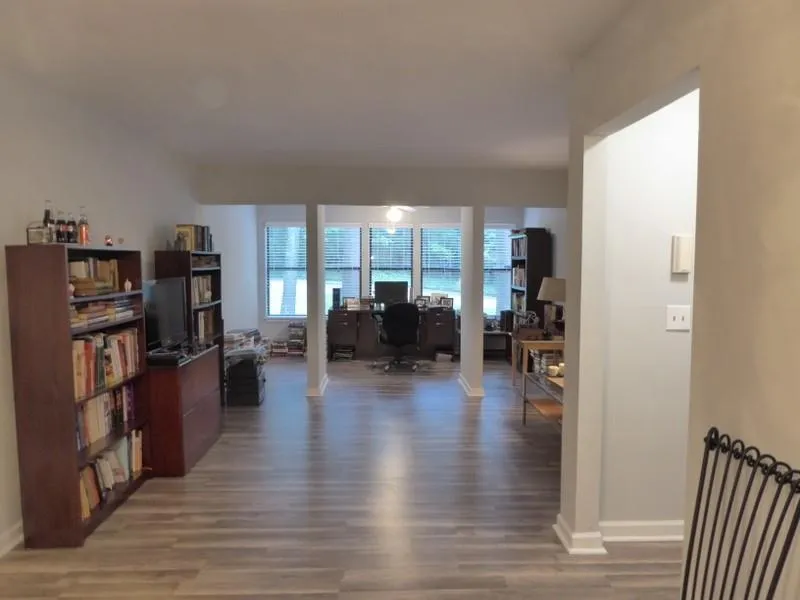 2401 Huntingdon Chase Unit 2401, Sandy Springs, Georgia 30350, 3 Bedrooms Bedrooms, ,2 BathroomsBathrooms,Residential,Sold,2401 Huntingdon Chase Unit 2401,6055658