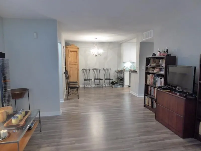 2401 Huntingdon Chase Unit 2401, Sandy Springs, Georgia 30350, 3 Bedrooms Bedrooms, ,2 BathroomsBathrooms,Residential,Sold,2401 Huntingdon Chase Unit 2401,6055658