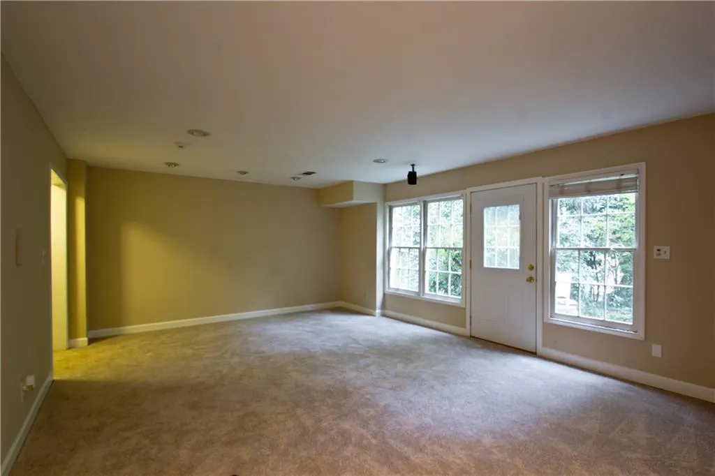 520 Dalrymple Road, Sandy Springs, Georgia 30328, 6 Bedrooms Bedrooms, ,5 BathroomsBathrooms,Residential,Sold,520 Dalrymple Road,6643448