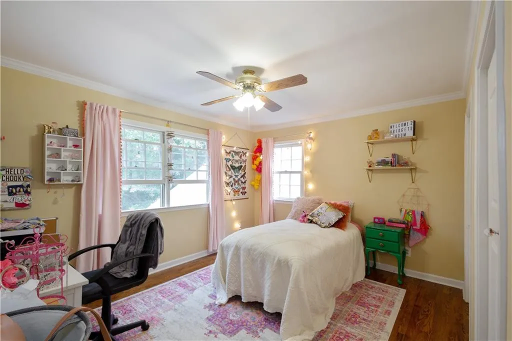 520 Dalrymple Road, Sandy Springs, Georgia 30328, 6 Bedrooms Bedrooms, ,5 BathroomsBathrooms,Residential,Sold,520 Dalrymple Road,6643448