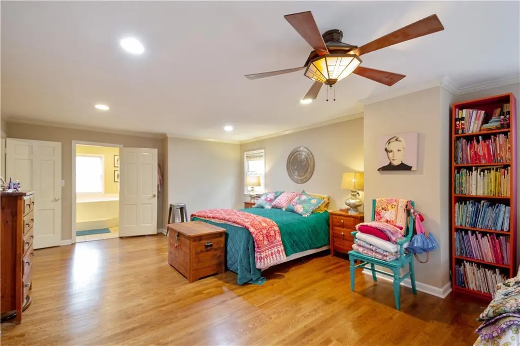 520 Dalrymple Road, Sandy Springs, Georgia 30328, 6 Bedrooms Bedrooms, ,5 BathroomsBathrooms,Residential,Sold,520 Dalrymple Road,6643448