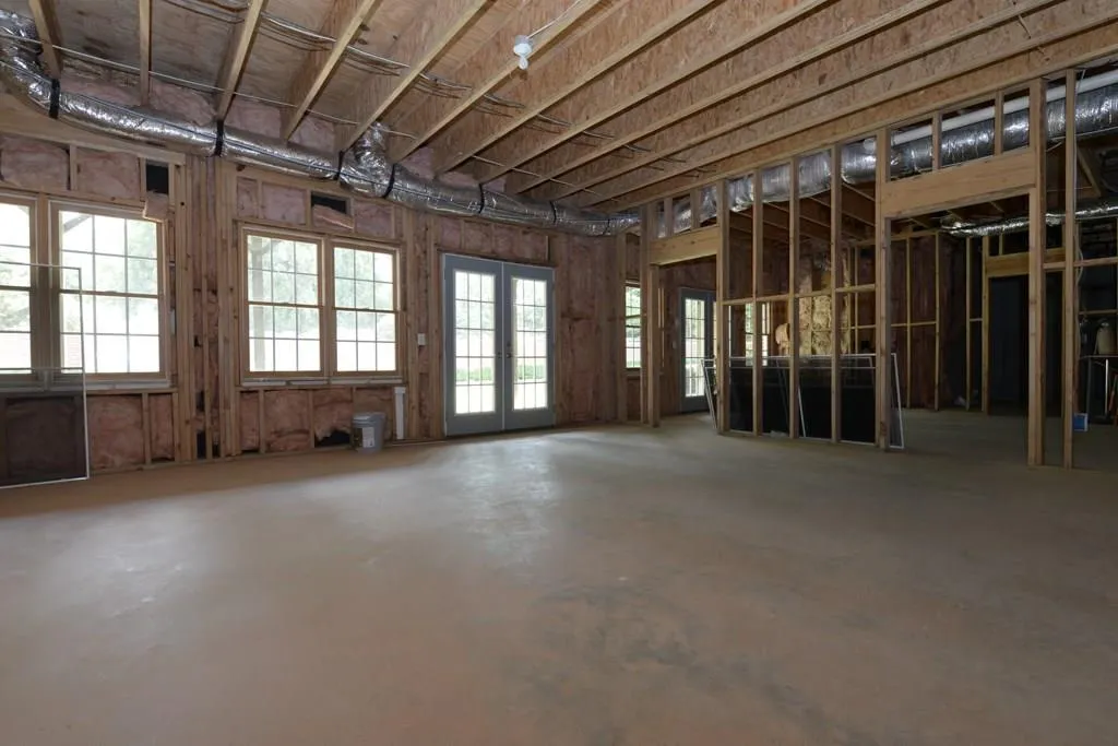 900 Heards Ferry Road, Sandy Springs, Georgia 30328, 4 Bedrooms Bedrooms, ,4 BathroomsBathrooms,Residential,Sold,900 Heards Ferry Road,5852231