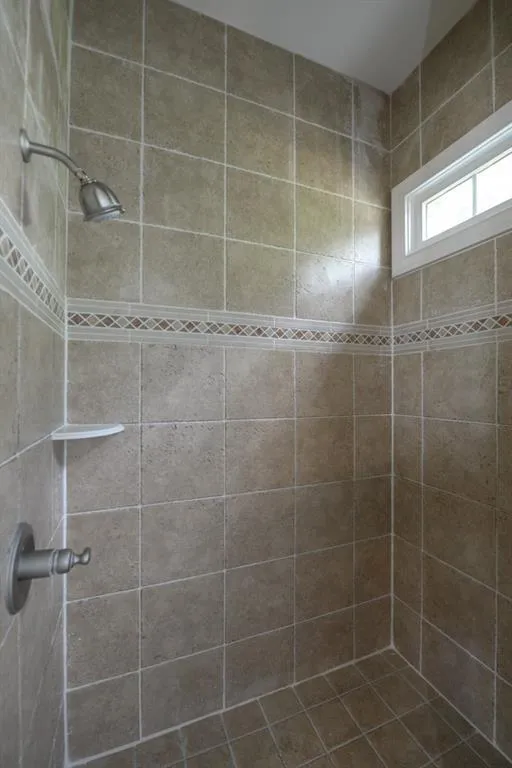 900 Heards Ferry Road, Sandy Springs, Georgia 30328, 4 Bedrooms Bedrooms, ,4 BathroomsBathrooms,Residential,Sold,900 Heards Ferry Road,5852231