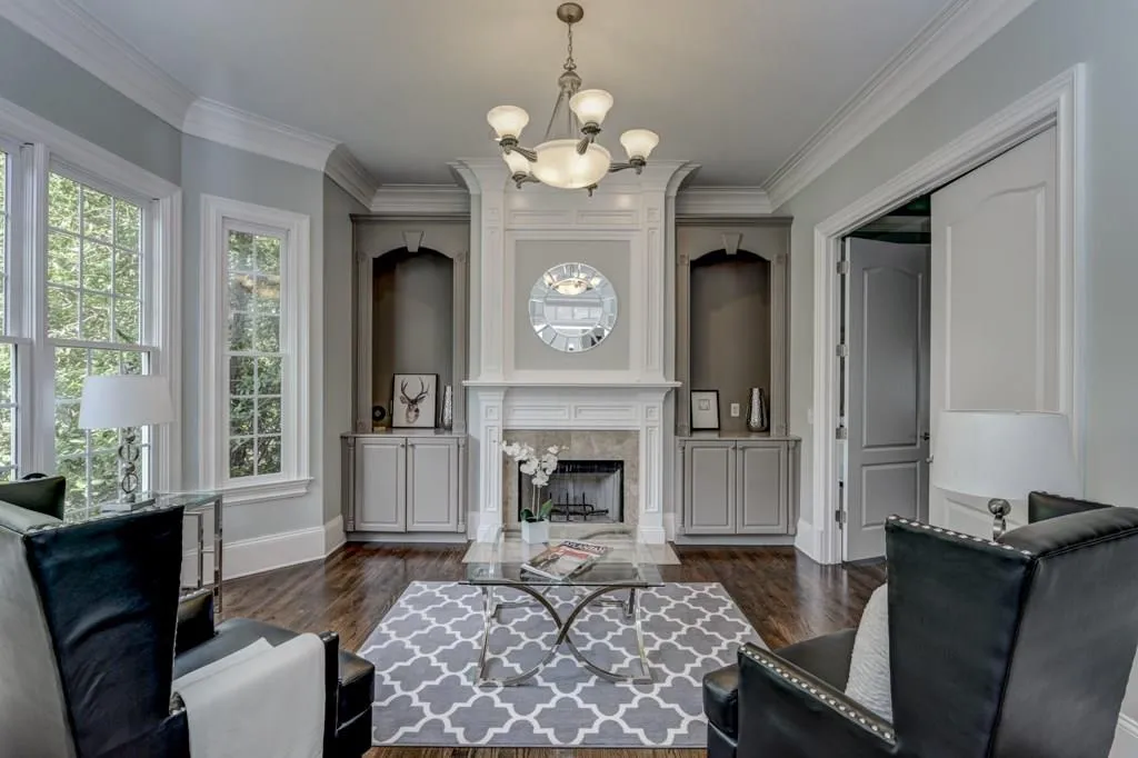 900 Heards Ferry Road, Sandy Springs, Georgia 30328, 4 Bedrooms Bedrooms, ,4 BathroomsBathrooms,Residential,Sold,900 Heards Ferry Road,5852231