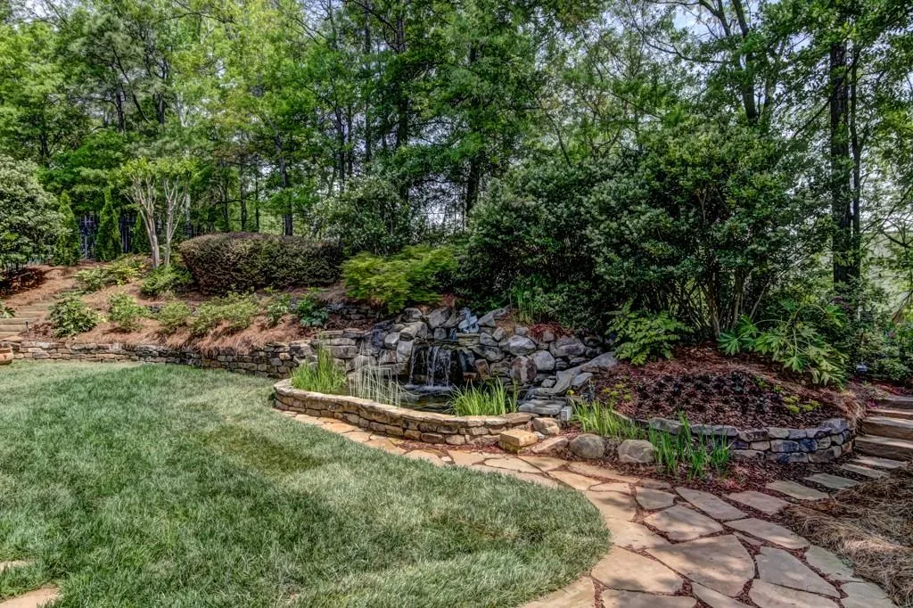 7886 Stratford Lane, Sandy Springs, Georgia 30350, 5 Bedrooms Bedrooms, ,4 BathroomsBathrooms,Residential,Sold,7886 Stratford Lane,5836594