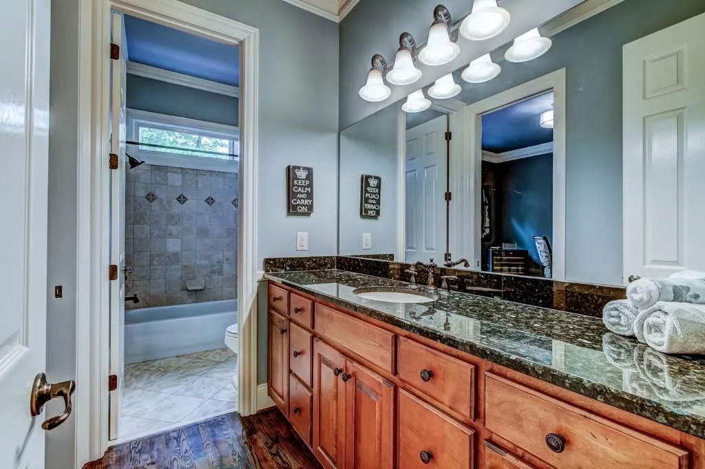 7886 Stratford Lane, Sandy Springs, Georgia 30350, 5 Bedrooms Bedrooms, ,4 BathroomsBathrooms,Residential,Sold,7886 Stratford Lane,5836594
