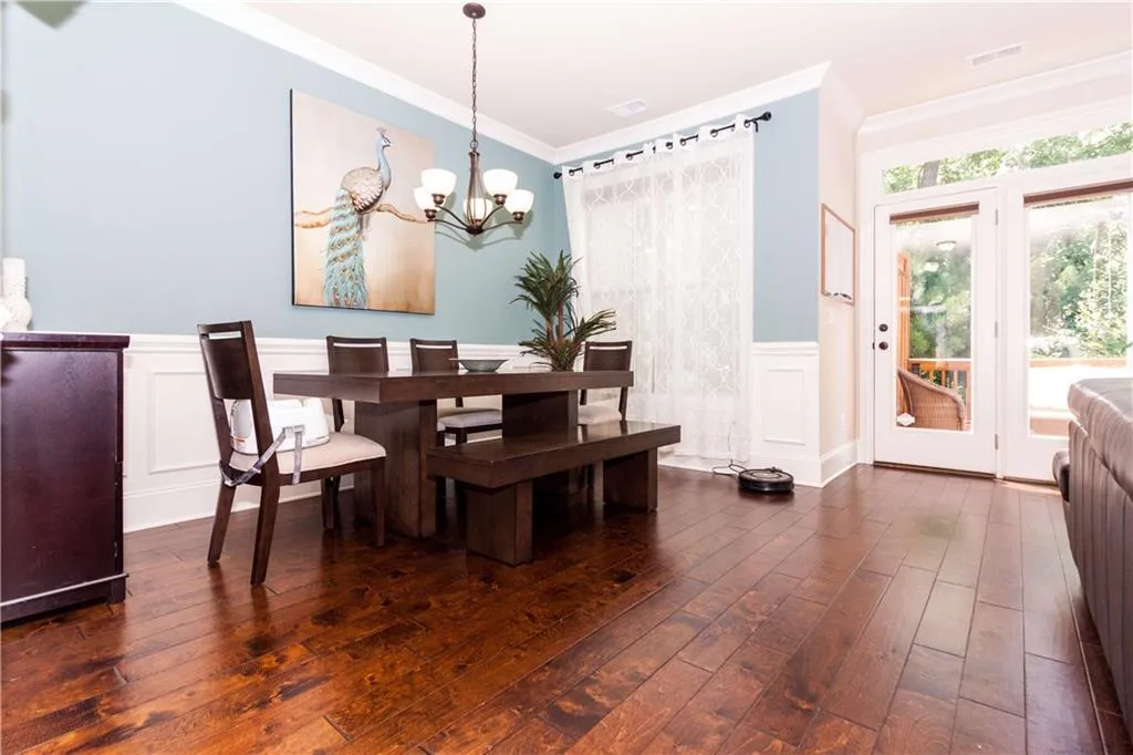 7650 Glisten Avenue Unit 302, Atlanta, Georgia 30328, 3 Bedrooms Bedrooms, ,2 BathroomsBathrooms,Residential,Sold,7650 Glisten Avenue Unit 302,5718457