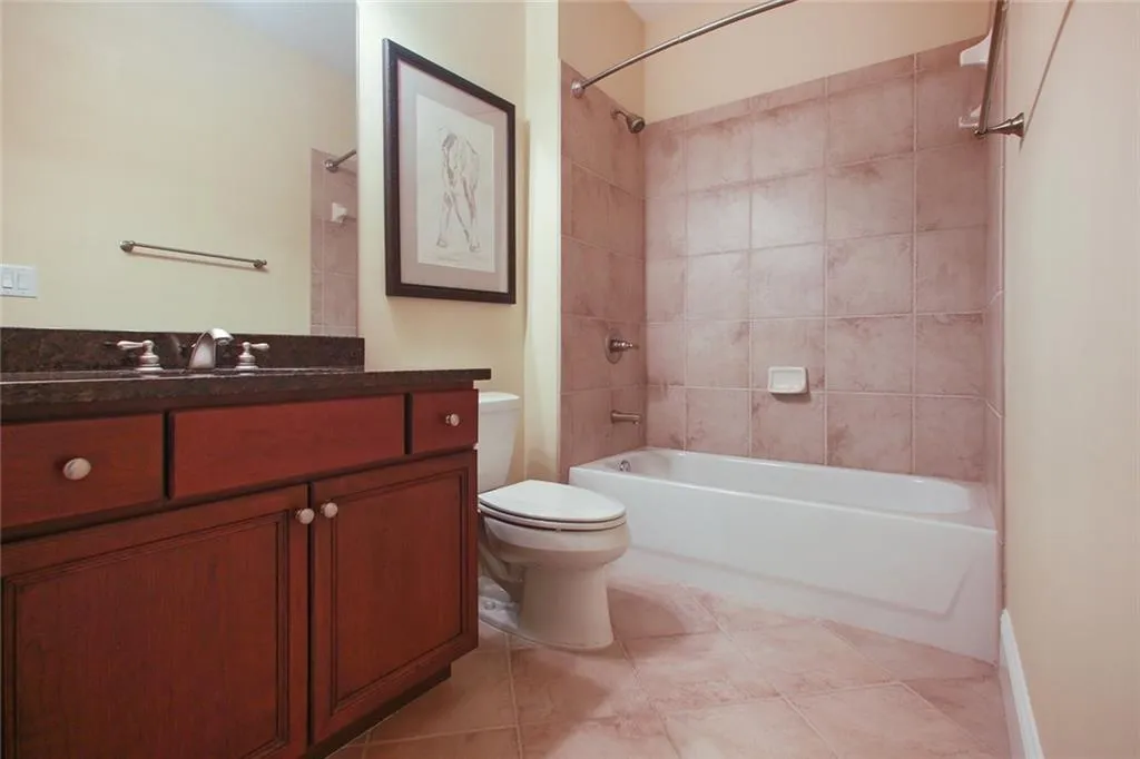 735 Glengate Place, Sandy Springs, Georgia 30328, 6 Bedrooms Bedrooms, ,6 BathroomsBathrooms,Residential,Sold,735 Glengate Place,5788177