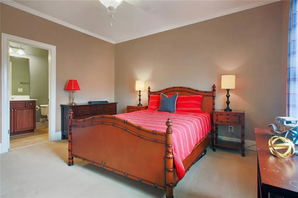 735 Glengate Place, Sandy Springs, Georgia 30328, 6 Bedrooms Bedrooms, ,6 BathroomsBathrooms,Residential,Sold,735 Glengate Place,5788177