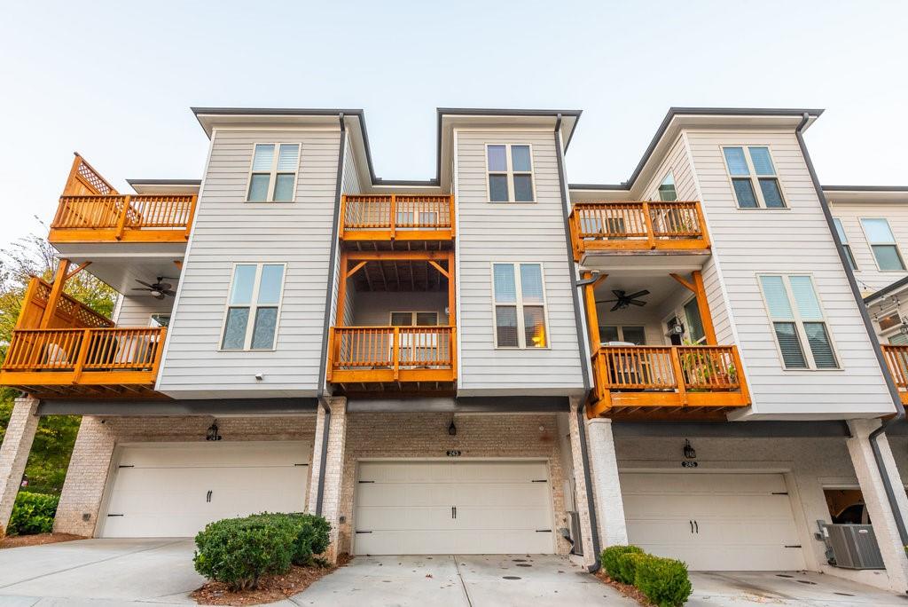 243 Franklin Road, Sandy Springs, Georgia 30342, 3 Bedrooms Bedrooms, ,3 BathroomsBathrooms,Residential,Sold,243 Franklin Road,7298645