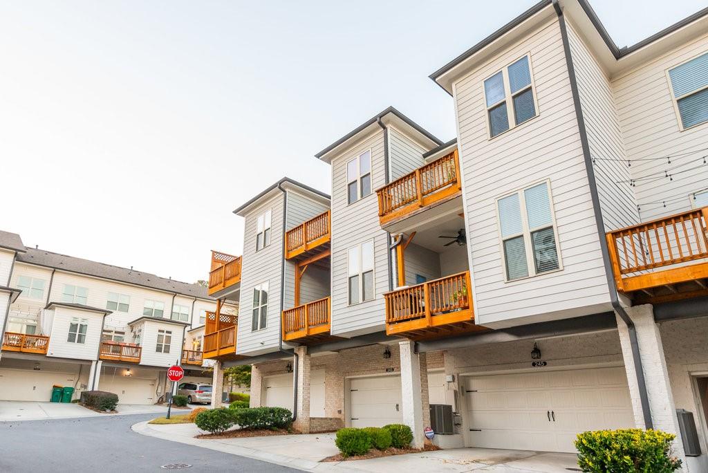 243 Franklin Road, Sandy Springs, Georgia 30342, 3 Bedrooms Bedrooms, ,3 BathroomsBathrooms,Residential,Sold,243 Franklin Road,7298645