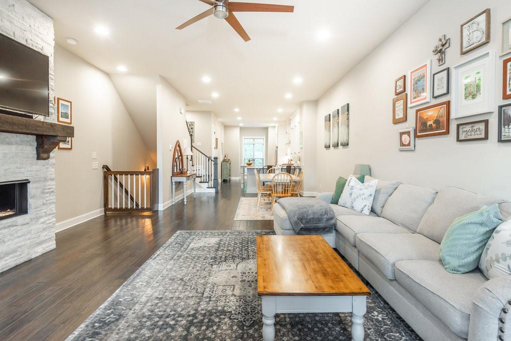 243 Franklin Road, Sandy Springs, Georgia 30342, 3 Bedrooms Bedrooms, ,3 BathroomsBathrooms,Residential,Sold,243 Franklin Road,7298645