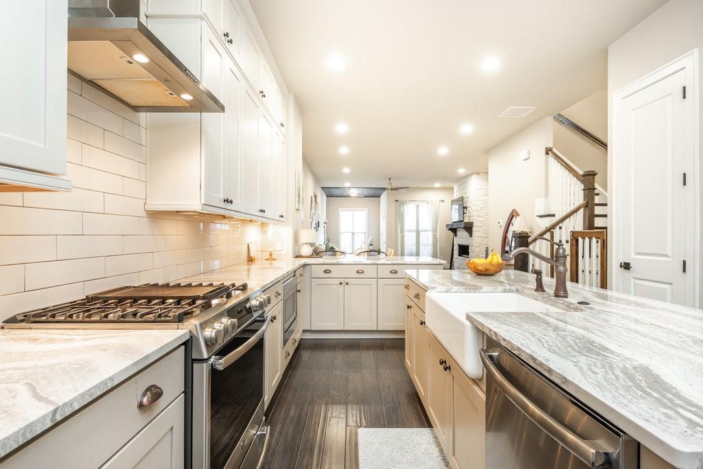 243 Franklin Road, Sandy Springs, Georgia 30342, 3 Bedrooms Bedrooms, ,3 BathroomsBathrooms,Residential,Sold,243 Franklin Road,7298645