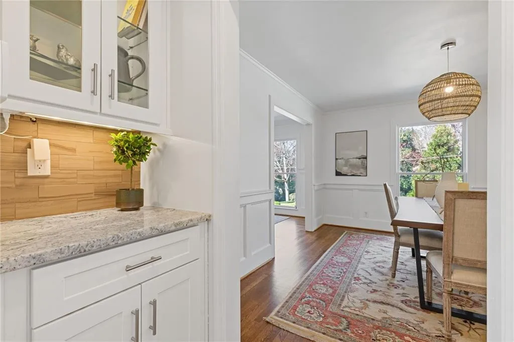 4755 Huntley Drive, Atlanta, Georgia 30342, 5 Bedrooms Bedrooms, ,3 BathroomsBathrooms,Residential,Sold,4755 Huntley Drive,7532896