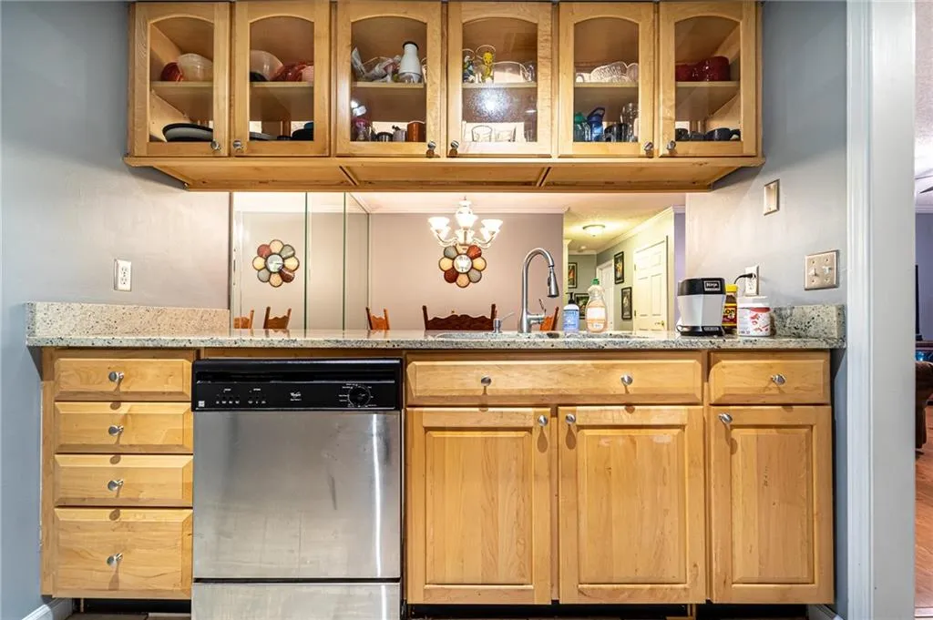 401 Barrington Hills Drive, Atlanta, Georgia 30350, 2 Bedrooms Bedrooms, ,2 BathroomsBathrooms,Residential,Sold,401 Barrington Hills Drive,6902973