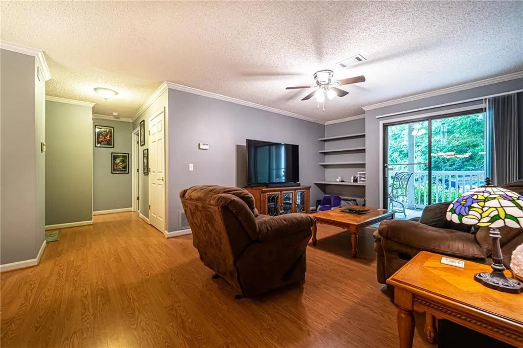 401 Barrington Hills Drive, Atlanta, Georgia 30350, 2 Bedrooms Bedrooms, ,2 BathroomsBathrooms,Residential,Sold,401 Barrington Hills Drive,6902973