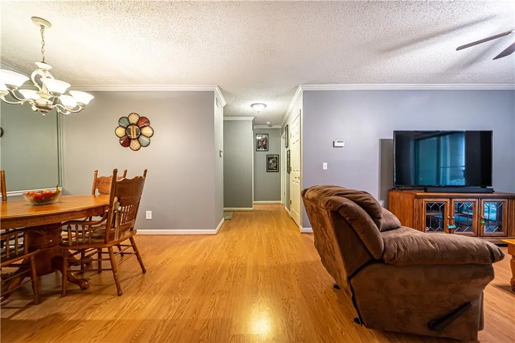 401 Barrington Hills Drive, Atlanta, Georgia 30350, 2 Bedrooms Bedrooms, ,2 BathroomsBathrooms,Residential,Sold,401 Barrington Hills Drive,6902973