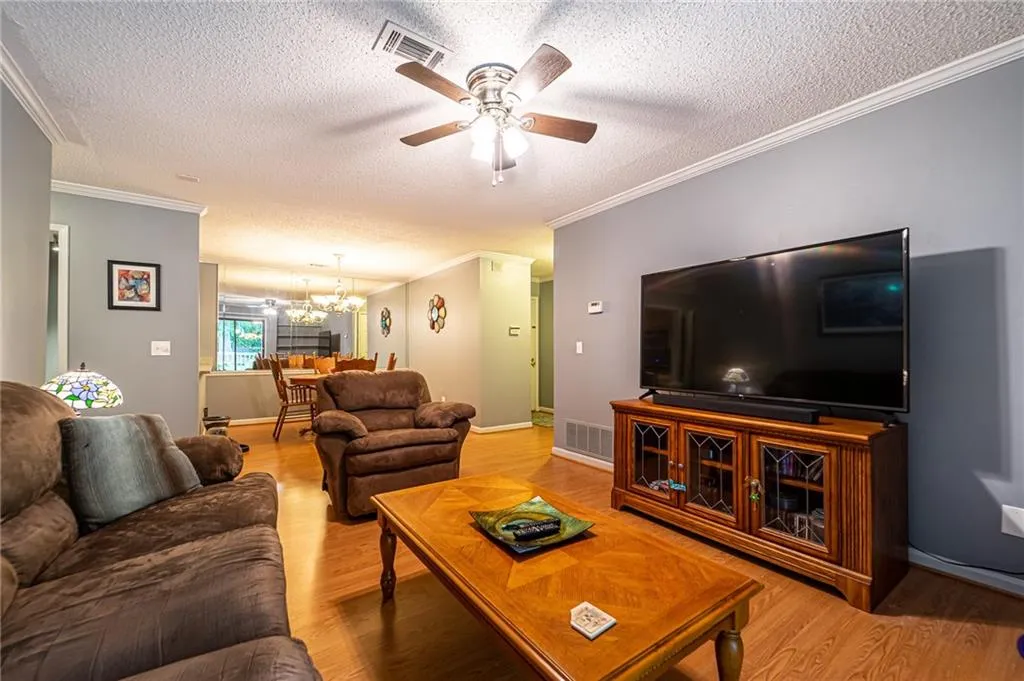 401 Barrington Hills Drive, Atlanta, Georgia 30350, 2 Bedrooms Bedrooms, ,2 BathroomsBathrooms,Residential,Sold,401 Barrington Hills Drive,6902973