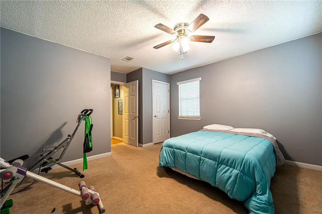 401 Barrington Hills Drive, Atlanta, Georgia 30350, 2 Bedrooms Bedrooms, ,2 BathroomsBathrooms,Residential,Sold,401 Barrington Hills Drive,6902973