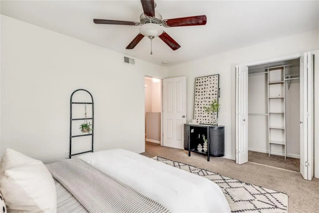 6940 Roswell Road Unit 24c, Atlanta, Georgia 30328, 1 Bedroom Bedrooms, ,1 BathroomBathrooms,Residential,Sold,6940 Roswell Road Unit 24c,7383883