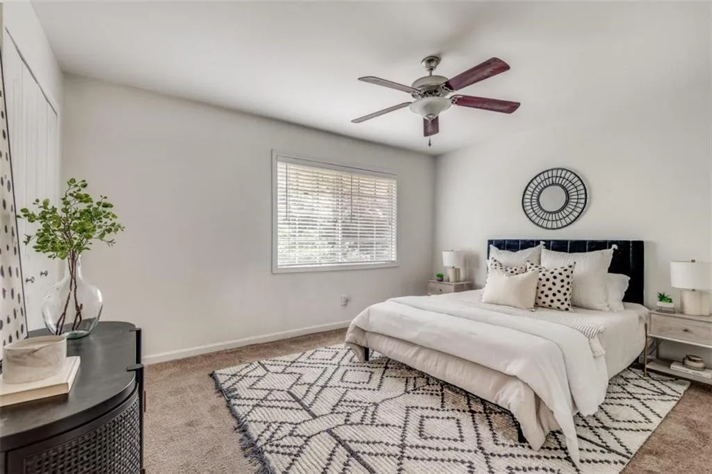 6940 Roswell Road Unit 24c, Atlanta, Georgia 30328, 1 Bedroom Bedrooms, ,1 BathroomBathrooms,Residential,Sold,6940 Roswell Road Unit 24c,7383883