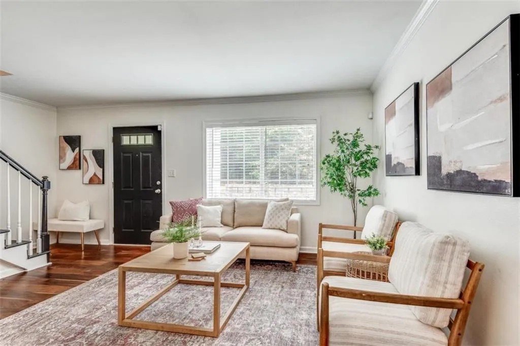 6940 Roswell Road Unit 24c, Atlanta, Georgia 30328, 1 Bedroom Bedrooms, ,1 BathroomBathrooms,Residential,Sold,6940 Roswell Road Unit 24c,7383883